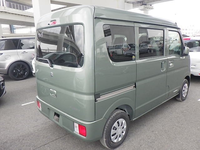 179512ff-0b69-40f9-83a2-8ad8a8cbc4ff